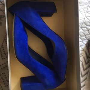Marc Fisher Blue Pumps
